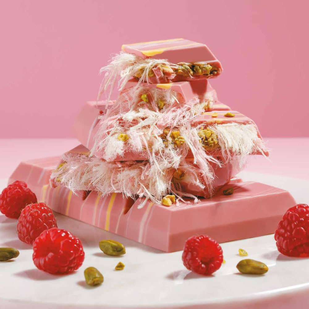 Beyoğlu Angel Hair Raspberry White Chocolate with Cotton Candy and Pistachio Cream - 80 g